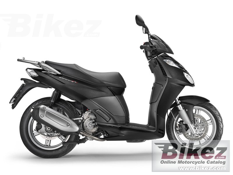 Big Piaggio fly 125 picture and wallpaper from Bikez.com
